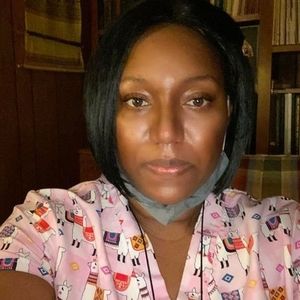 Meet your Posher, Kelya